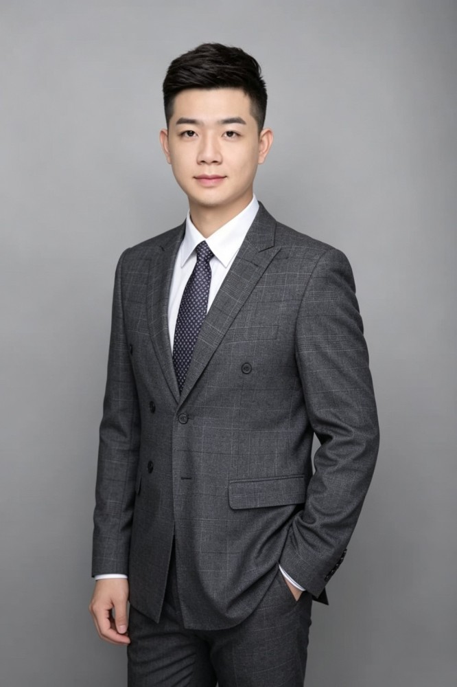 杨岩
